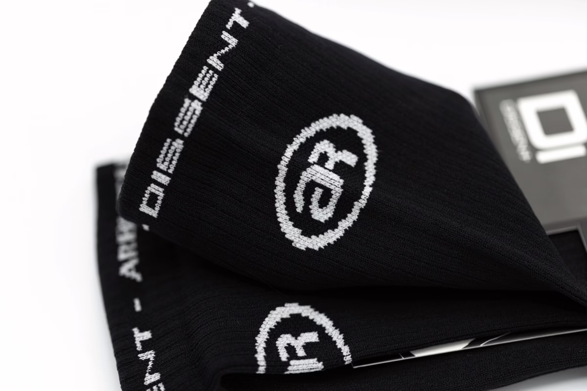 Arbutus x Dissent Supercrew Ultra Mtn Sock - Image 2