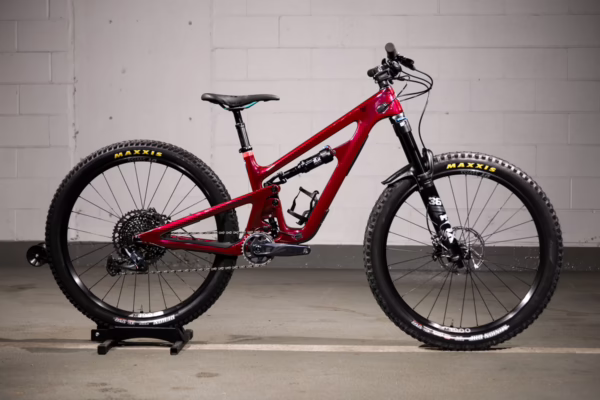 [AR] 2025 Yeti SB135 C2