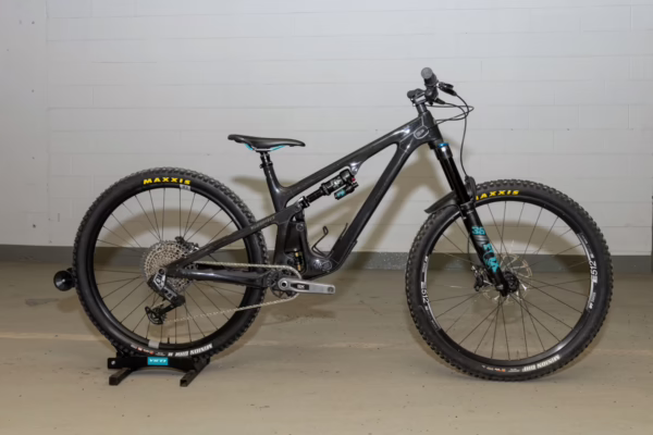 [AR] 2024 Yeti SB140 Lunch Ride C3 SRAM GX T-TYPE